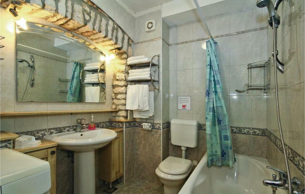 Mugeba 3 bedroom accommodation Porec Esterno foto