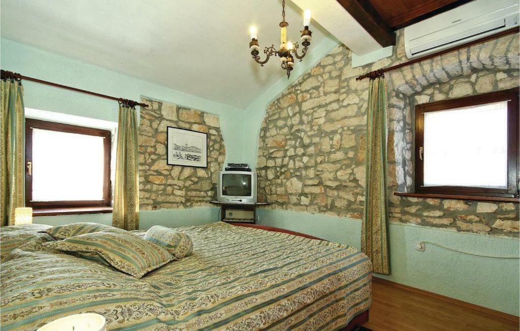 Mugeba 3 bedroom accommodation Porec Esterno foto